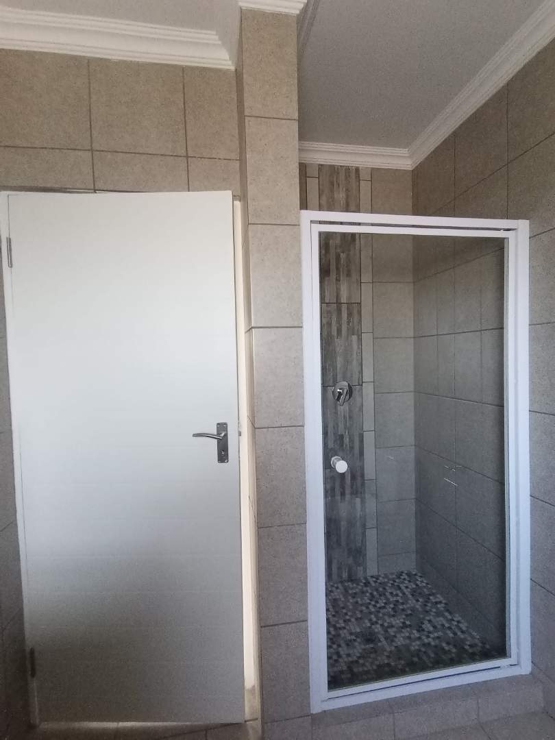2 Bedroom Property for Sale in Terenure Gauteng