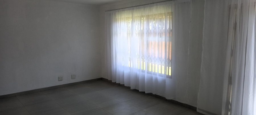 3 Bedroom Property for Sale in New Redruth Gauteng