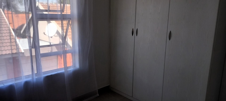 3 Bedroom Property for Sale in New Redruth Gauteng