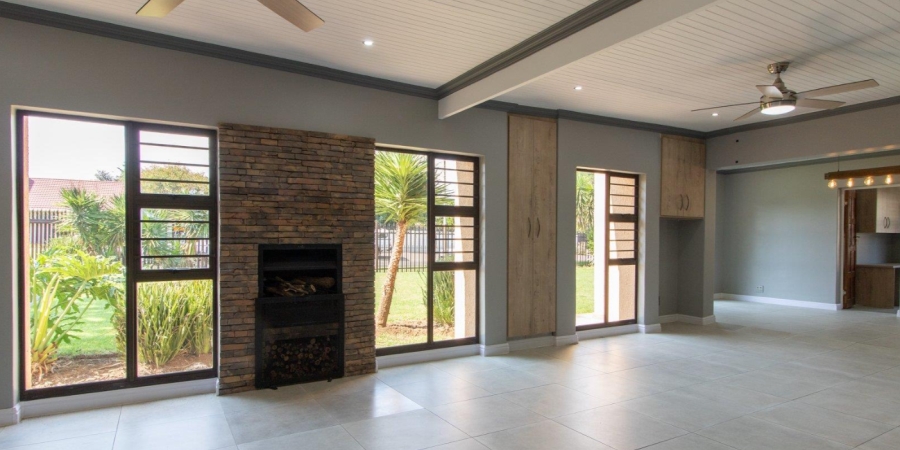 3 Bedroom Property for Sale in Brackenhurst Gauteng