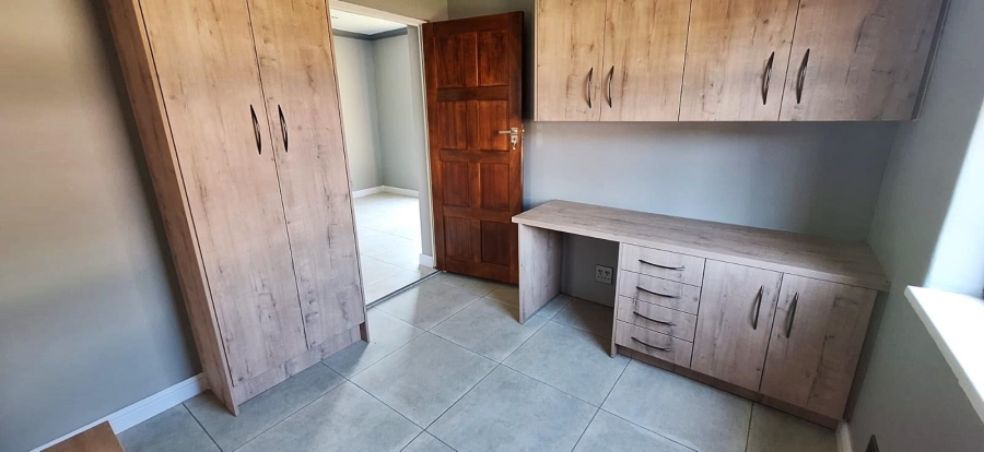 3 Bedroom Property for Sale in Brackenhurst Gauteng