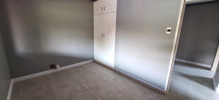 3 Bedroom Property for Sale in Brackenhurst Gauteng