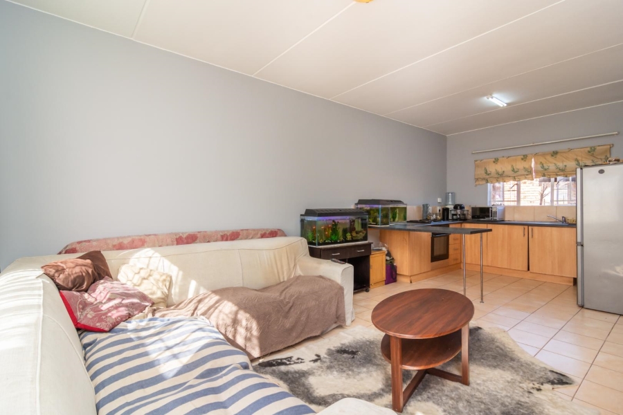 2 Bedroom Property for Sale in Groblerpark Gauteng