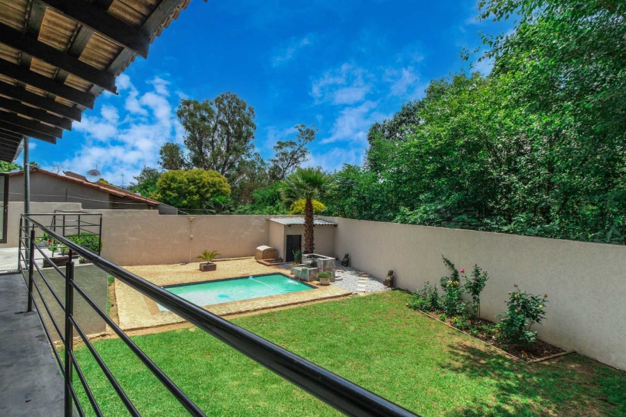 3 Bedroom Property for Sale in Buccleuch Gauteng