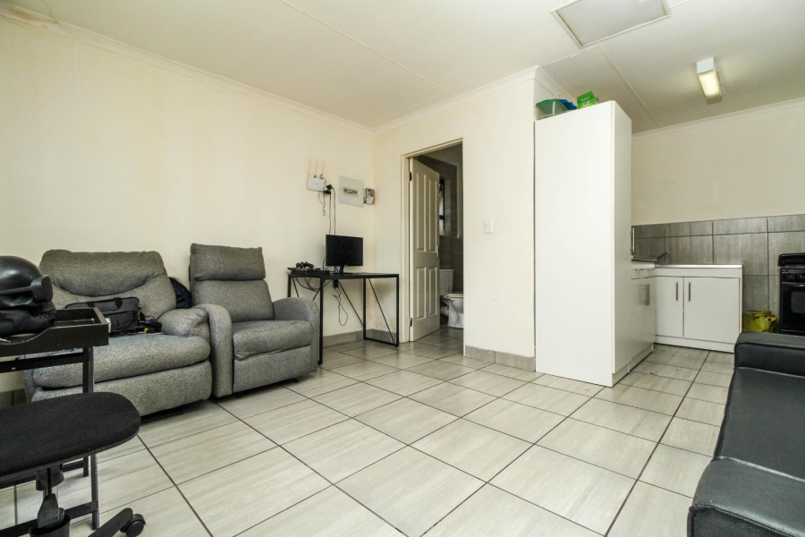 3 Bedroom Property for Sale in Buccleuch Gauteng