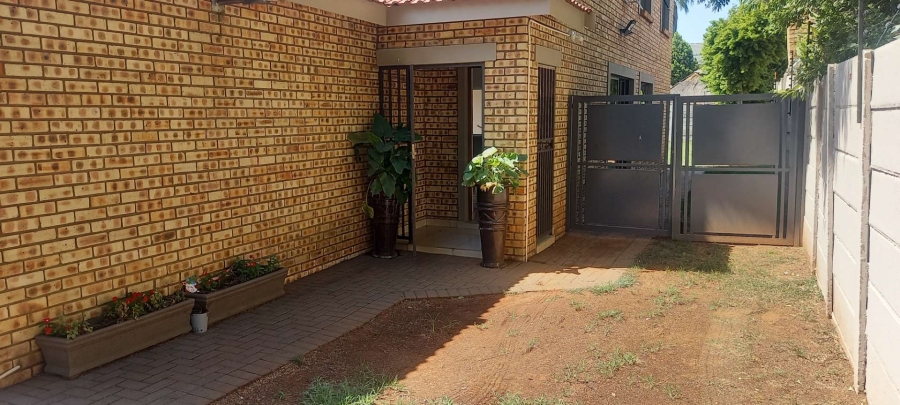3 Bedroom Property for Sale in Raceview Gauteng