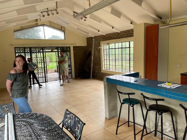 6 Bedroom Property for Sale in Walkerville Gauteng