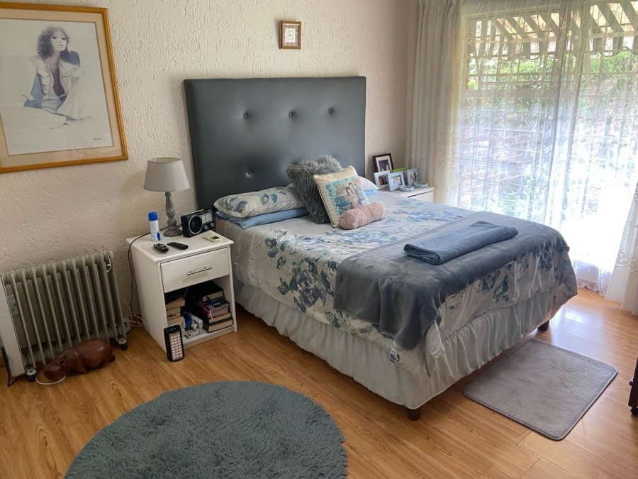 2 Bedroom Property for Sale in Oakdene Gauteng