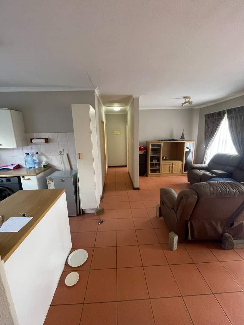 2 Bedroom Property for Sale in Randhart Gauteng