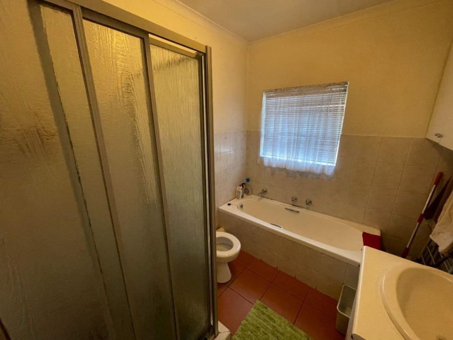 2 Bedroom Property for Sale in Randhart Gauteng