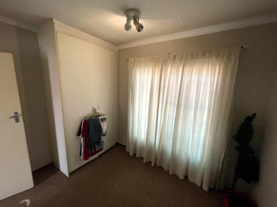 2 Bedroom Property for Sale in Randhart Gauteng