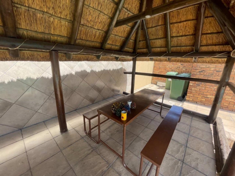 2 Bedroom Property for Sale in Randhart Gauteng