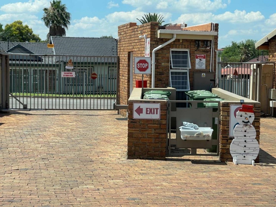 2 Bedroom Property for Sale in Randhart Gauteng