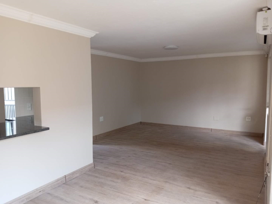 2 Bedroom Property for Sale in Hennopspark Gauteng