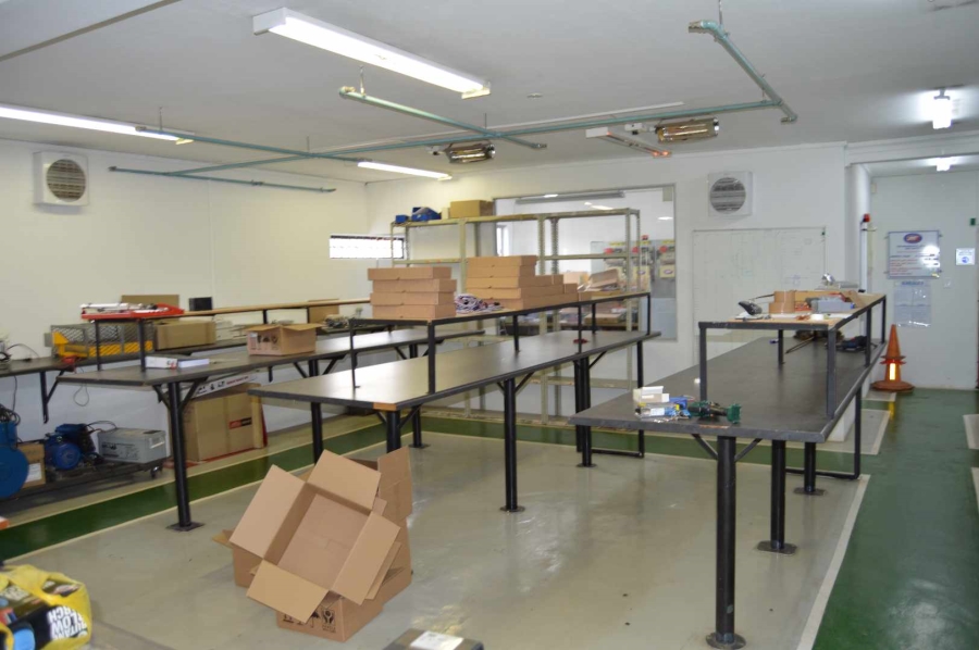 Commercial Property for Sale in New Redruth Gauteng