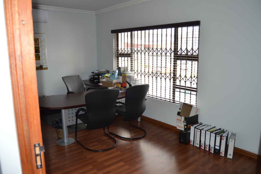 Commercial Property for Sale in New Redruth Gauteng