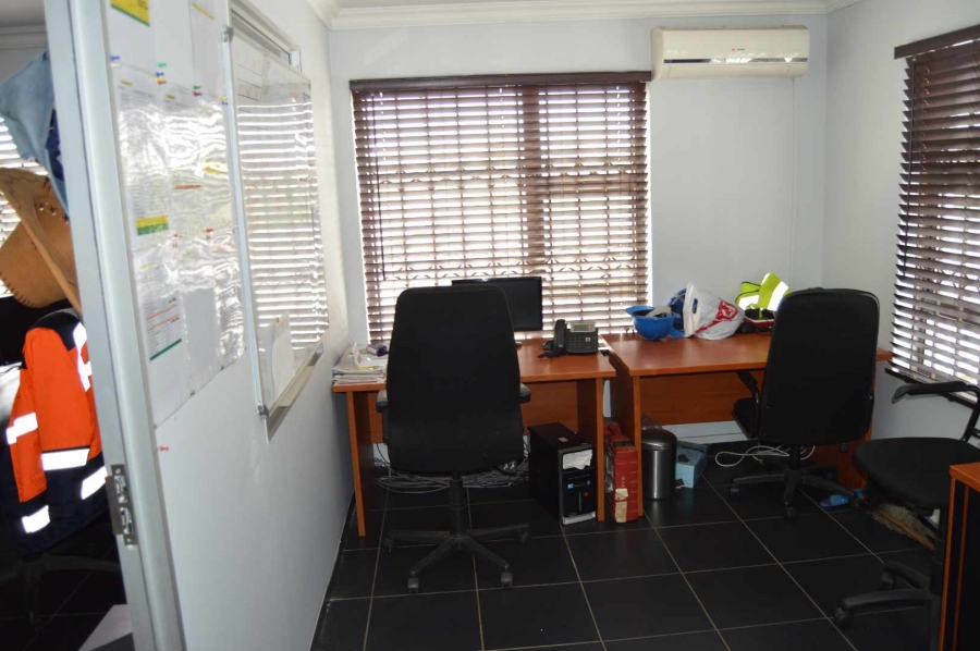 Commercial Property for Sale in New Redruth Gauteng