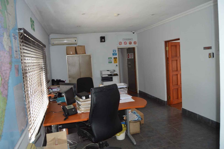 Commercial Property for Sale in New Redruth Gauteng