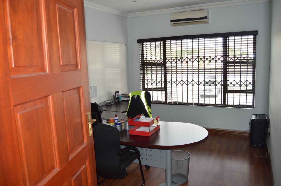 Commercial Property for Sale in New Redruth Gauteng