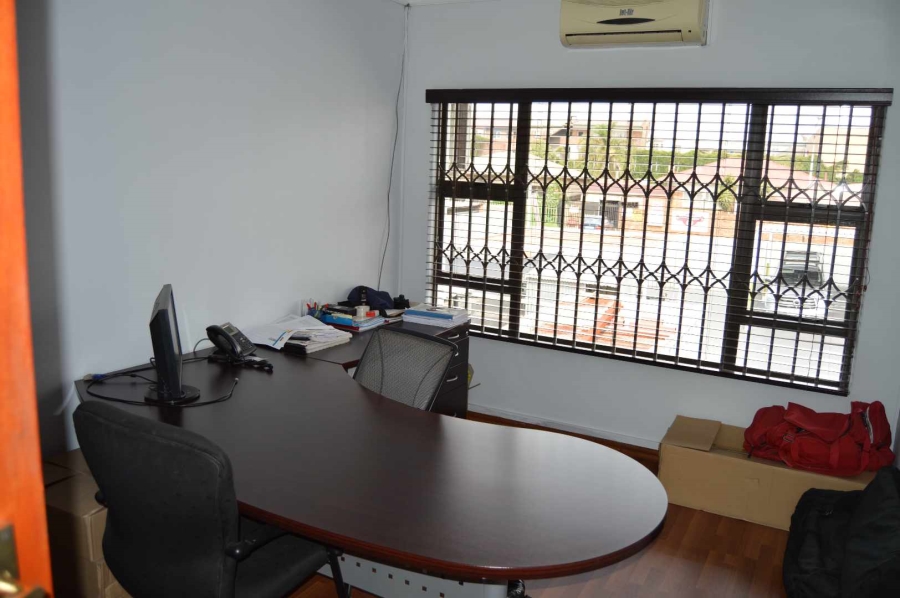 Commercial Property for Sale in New Redruth Gauteng