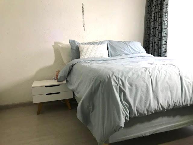 To Let 1 Bedroom Property for Rent in Benmore Gardens Gauteng