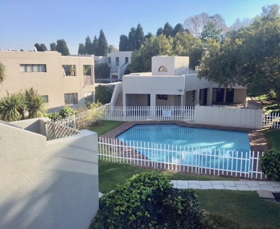 To Let 1 Bedroom Property for Rent in Benmore Gardens Gauteng