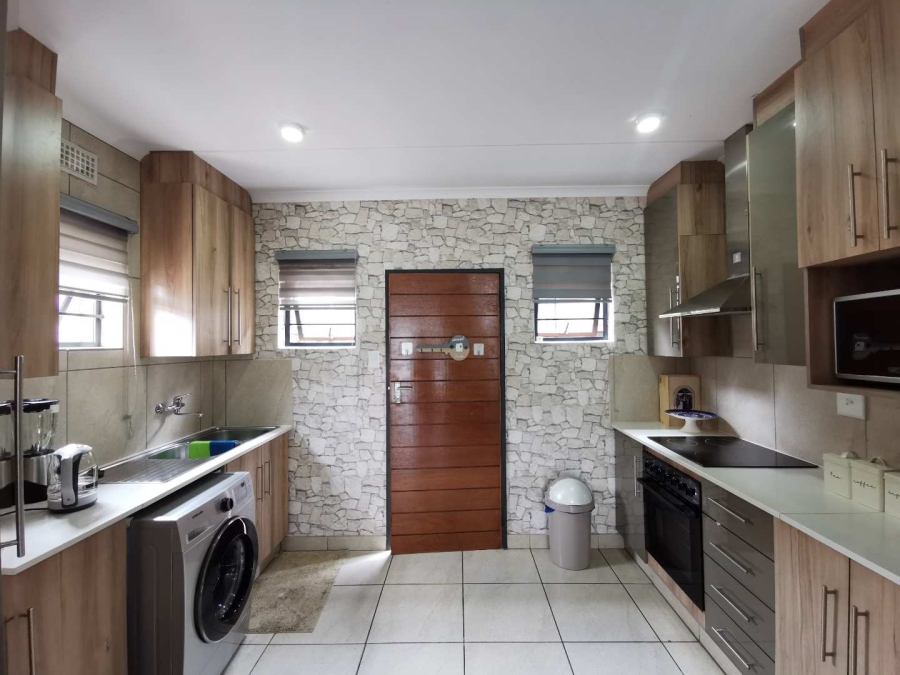 4 Bedroom Property for Sale in Leopard