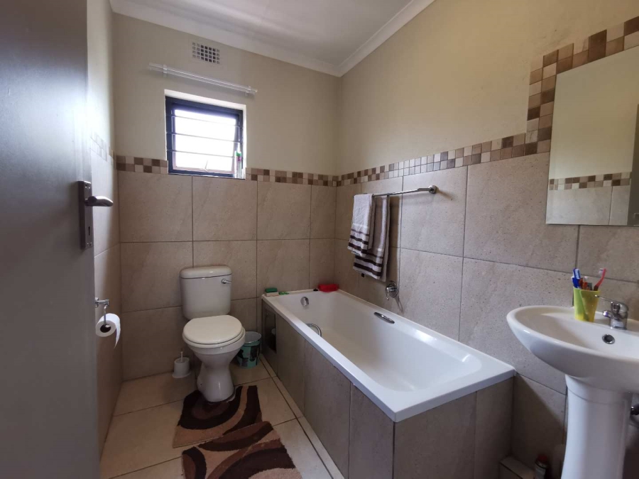 4 Bedroom Property for Sale in Leopard
