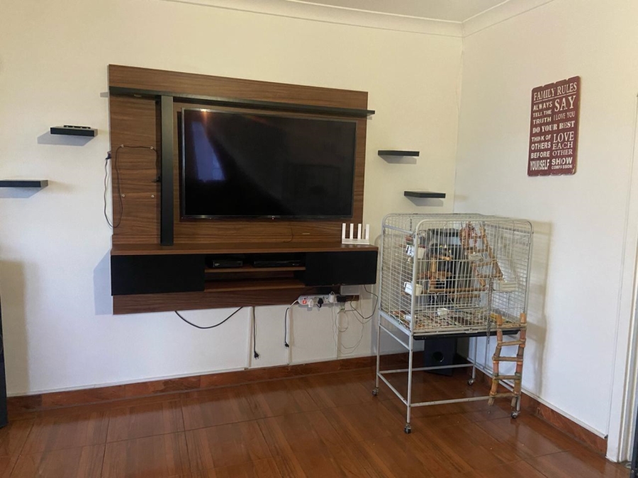 3 Bedroom Property for Sale in South Hills Gauteng