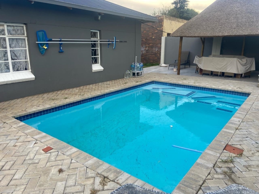 3 Bedroom Property for Sale in South Hills Gauteng