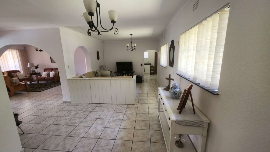 4 Bedroom Property for Sale in Brackendowns Gauteng
