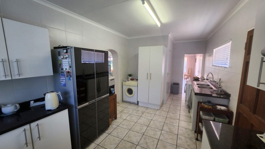 4 Bedroom Property for Sale in Brackendowns Gauteng