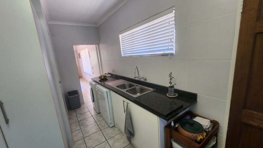 4 Bedroom Property for Sale in Brackendowns Gauteng