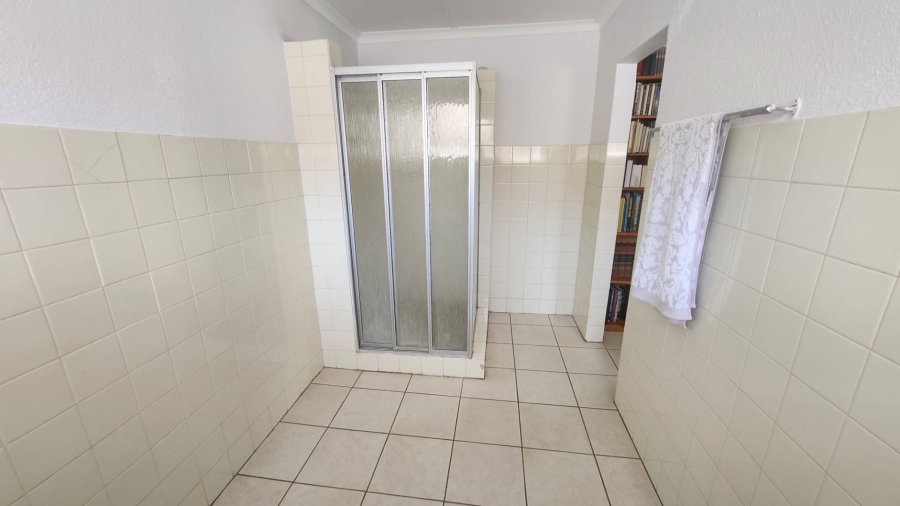4 Bedroom Property for Sale in Brackendowns Gauteng