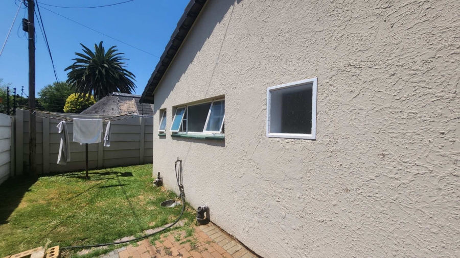 4 Bedroom Property for Sale in Brackendowns Gauteng