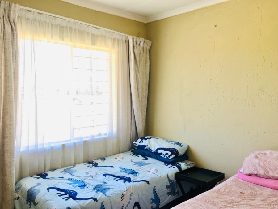 2 Bedroom Property for Sale in Klippoortje Gauteng