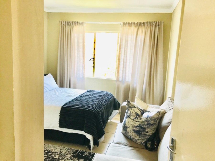 2 Bedroom Property for Sale in Klippoortje Gauteng
