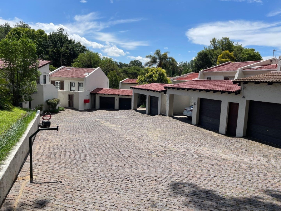 3 Bedroom Property for Sale in Bryanston Gauteng