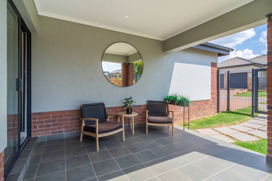 3 Bedroom Property for Sale in Lion Pride Gauteng