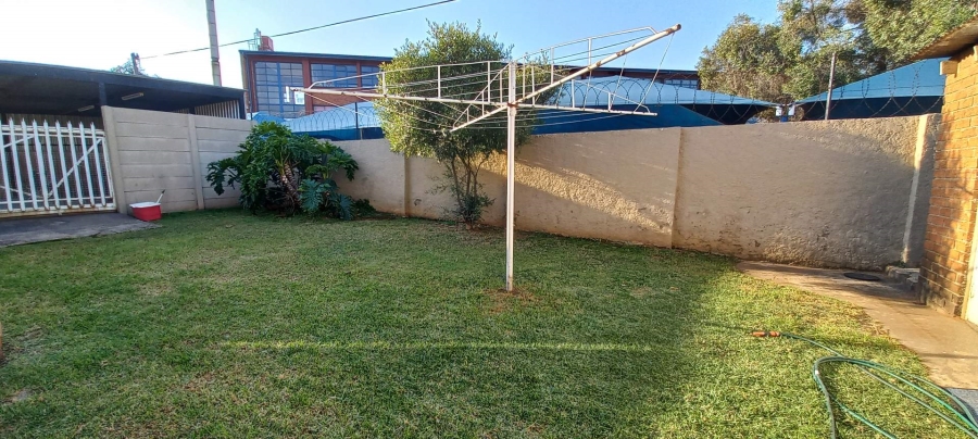 3 Bedroom Property for Sale in Verwoerdpark Gauteng