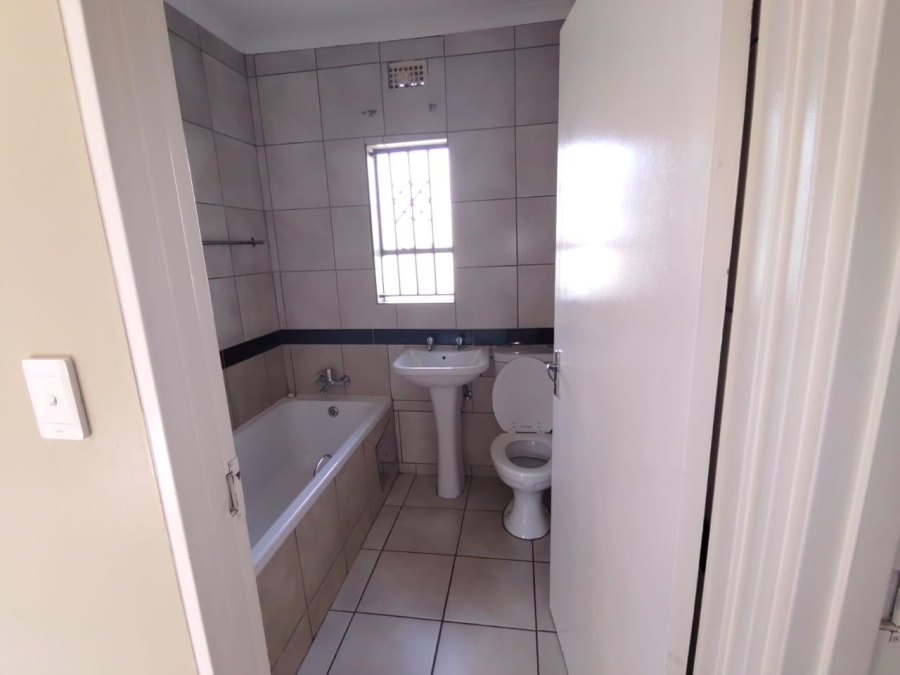 2 Bedroom Property for Sale in Midrand Gauteng
