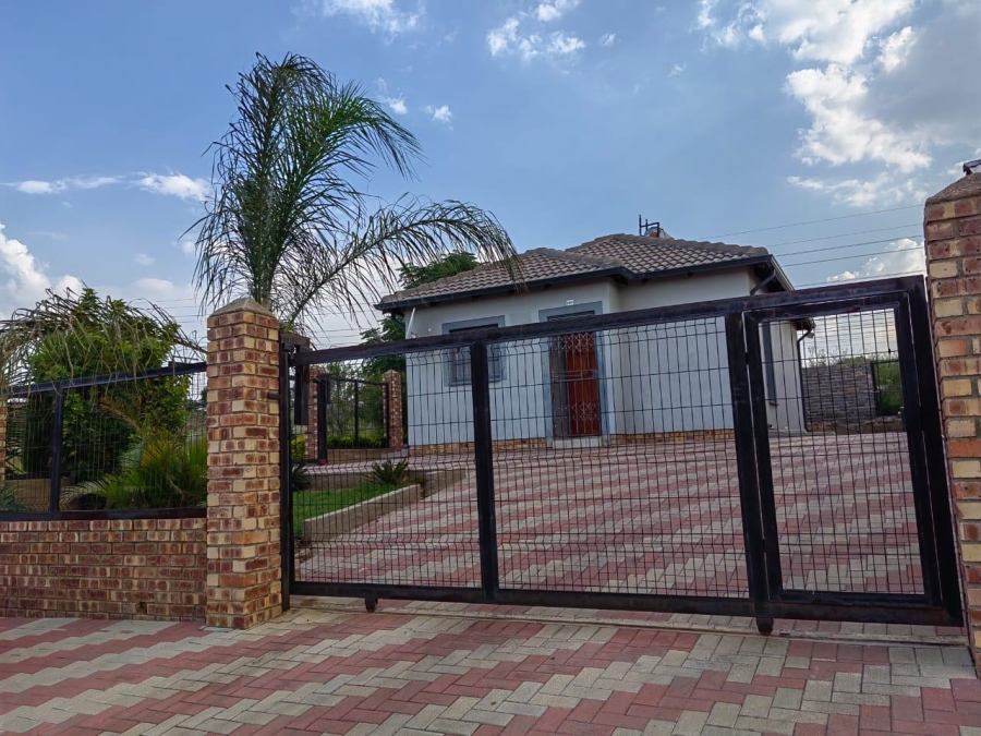 2 Bedroom Property for Sale in Midrand Gauteng