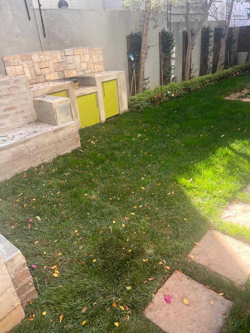 2 Bedroom Property for Sale in Strathavon Gauteng