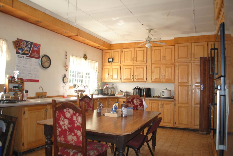 5 Bedroom Property for Sale in Rietfontein A H Gauteng