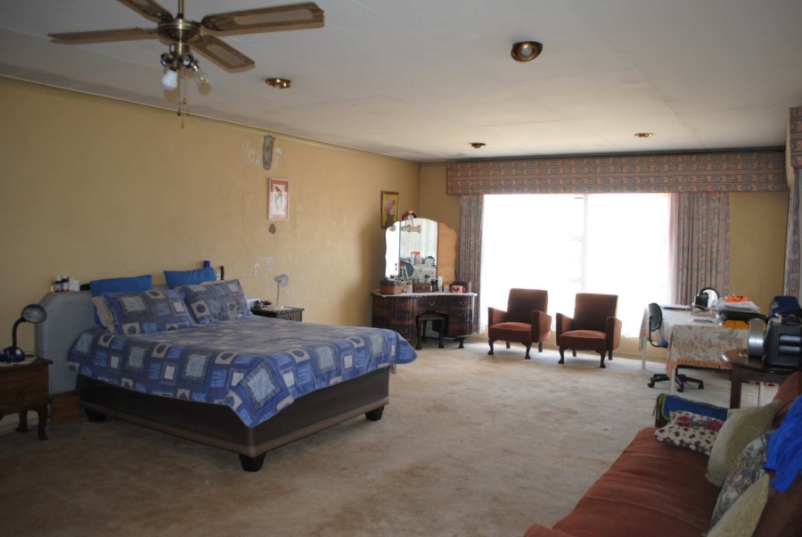 5 Bedroom Property for Sale in Rietfontein A H Gauteng