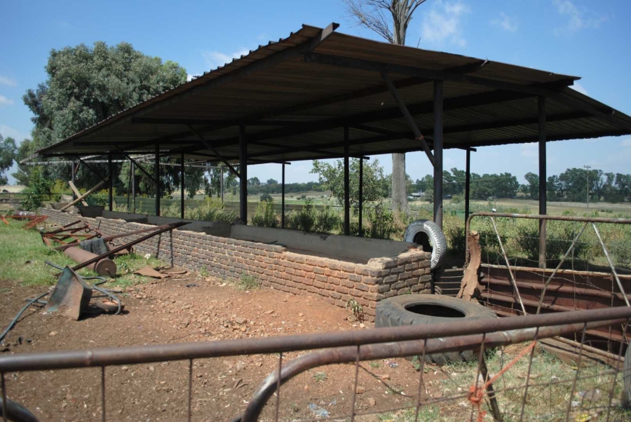 5 Bedroom Property for Sale in Rietfontein A H Gauteng