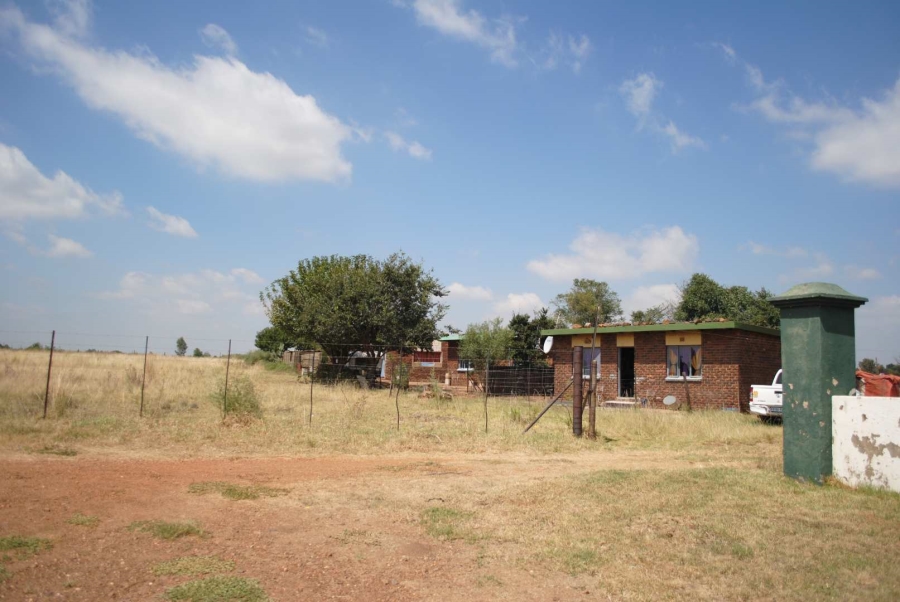 5 Bedroom Property for Sale in Rietfontein A H Gauteng