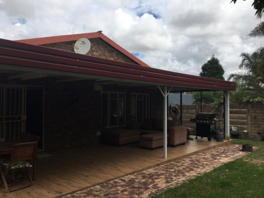 3 Bedroom Property for Sale in The Reeds Gauteng