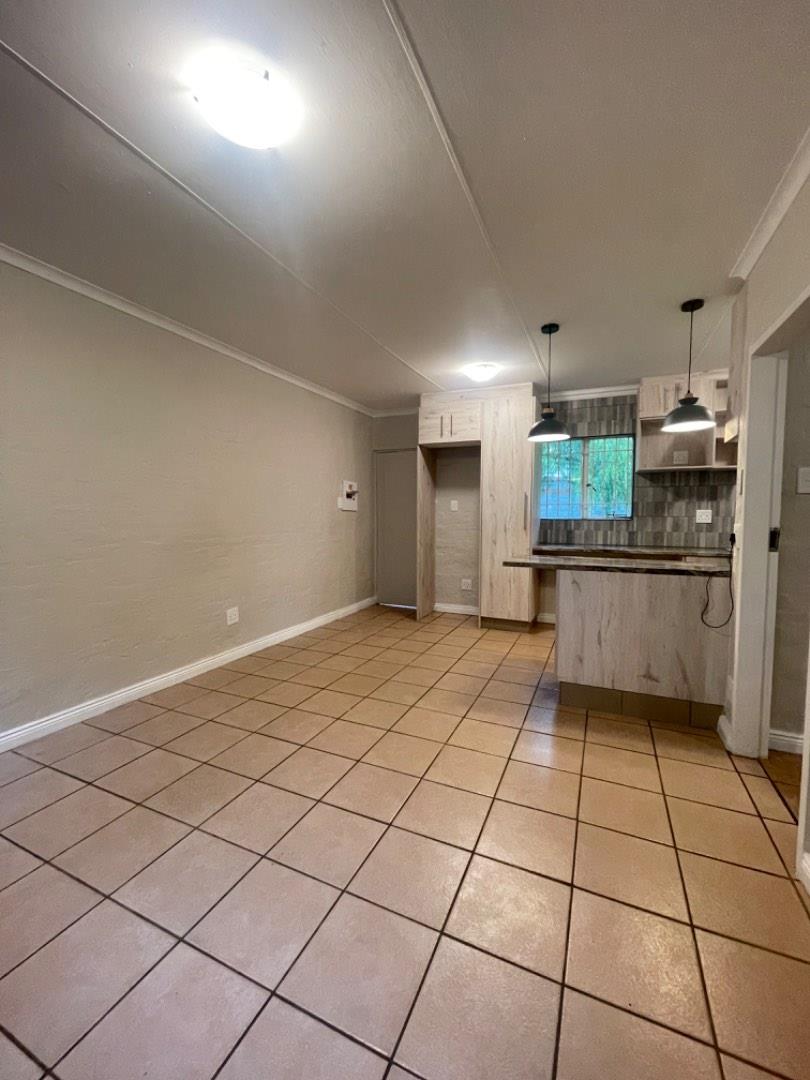 To Let 1 Bedroom Property for Rent in Erasmuskloof Gauteng