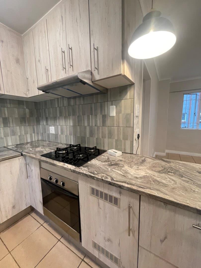 To Let 1 Bedroom Property for Rent in Erasmuskloof Gauteng